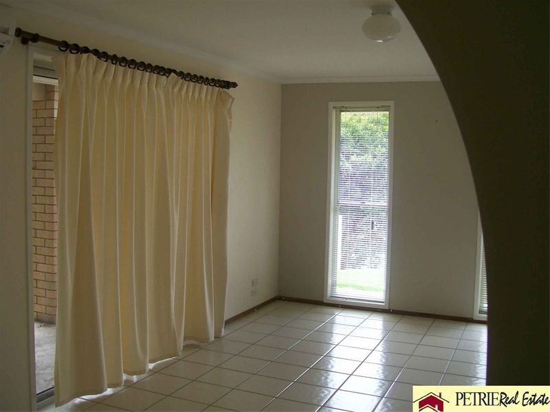 58 Belrose Av, Petrie QLD 4502