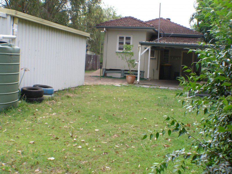 41 Yacht St, Clontarf QLD 4019