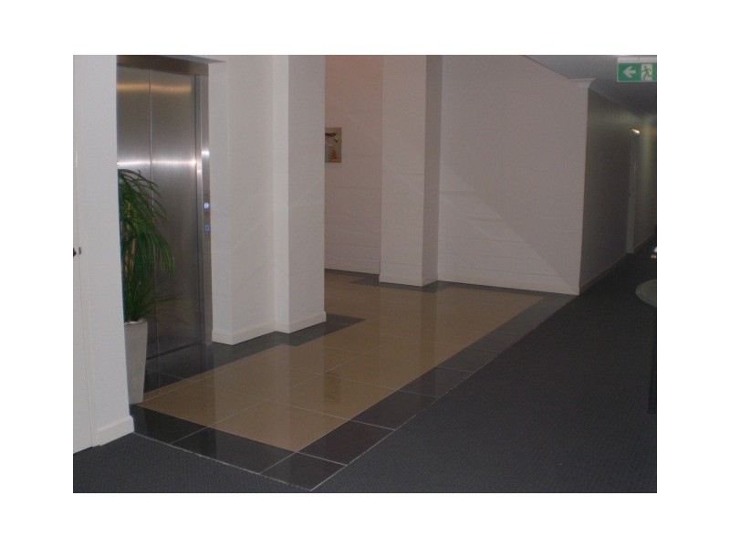 8-10 Georgina St, Woody Point QLD 4019