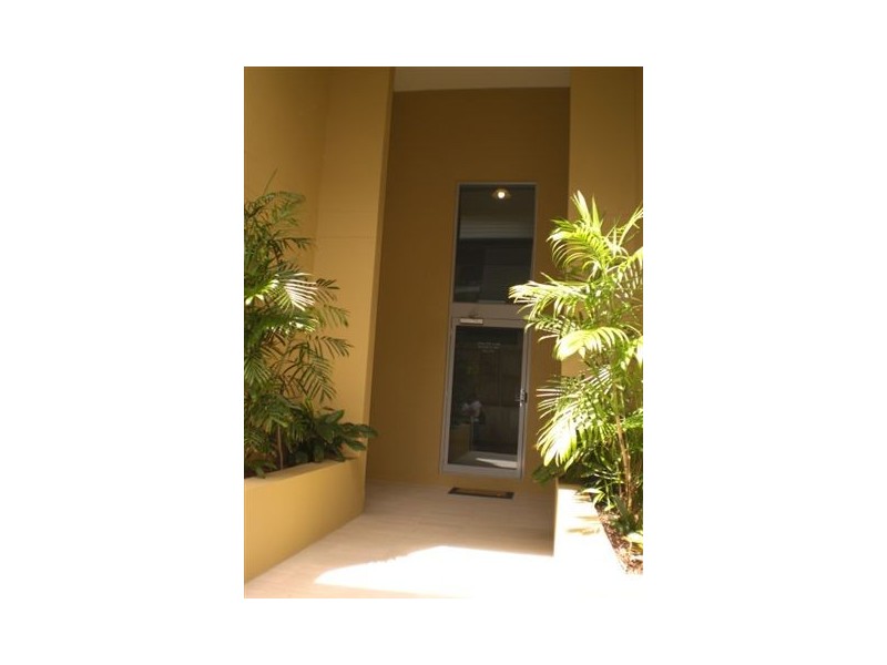 8-10 GEORGINA, Woody Point QLD 4019