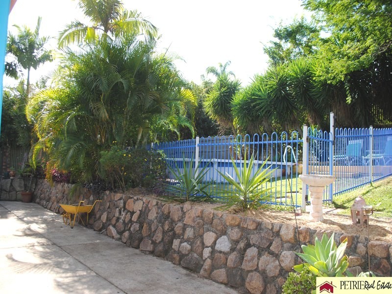 8 Brittainy St, Petrie QLD 4502