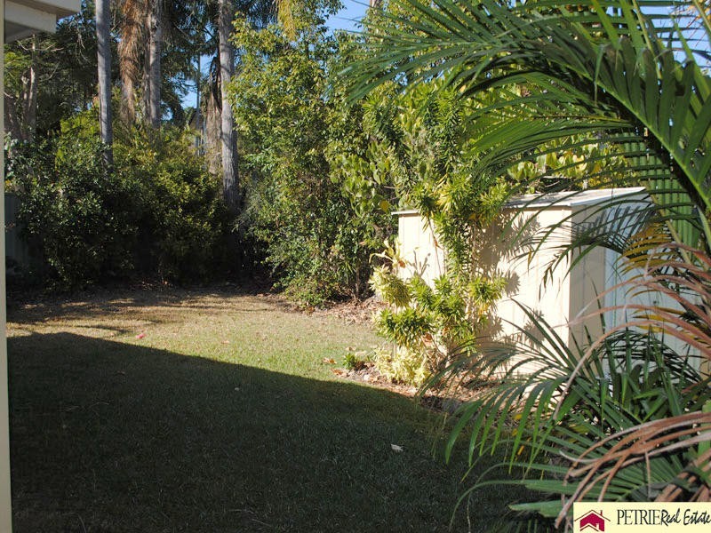 6 Woodlands, Petrie QLD 4502