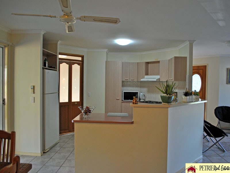 4 Camion, Petrie QLD 4502