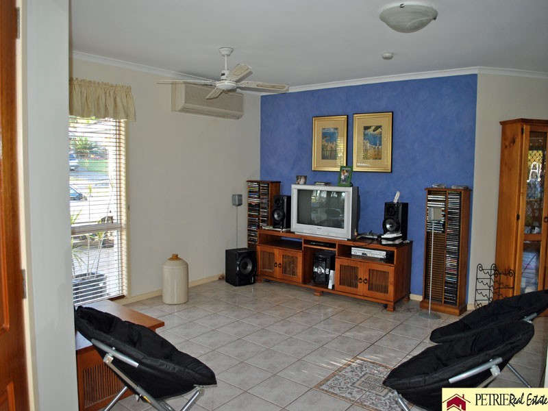 4 Camion, Petrie QLD 4502