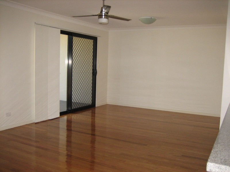 6/14 Georgina St, Woody Point QLD 4019