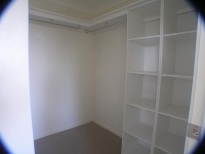 1/108 Elizabeth Av, Clontarf QLD 4019