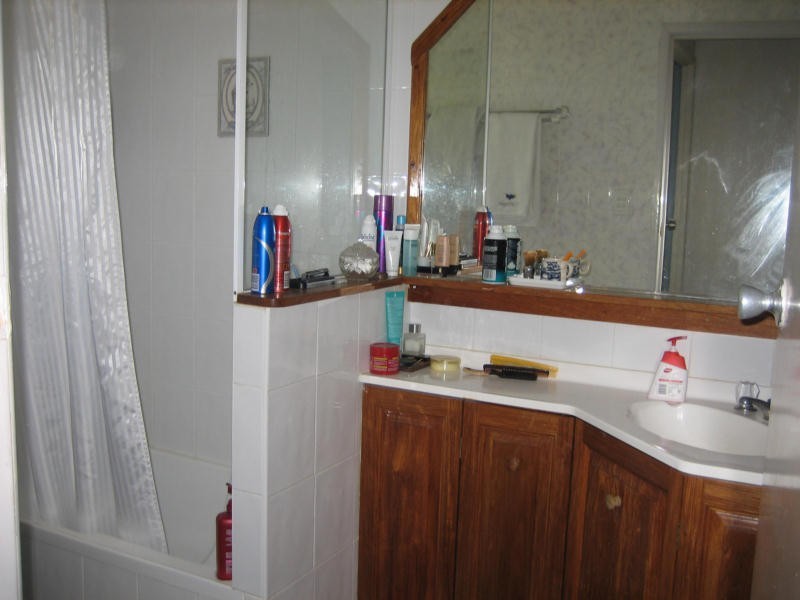 2 Allsop, Lawnton QLD 4501