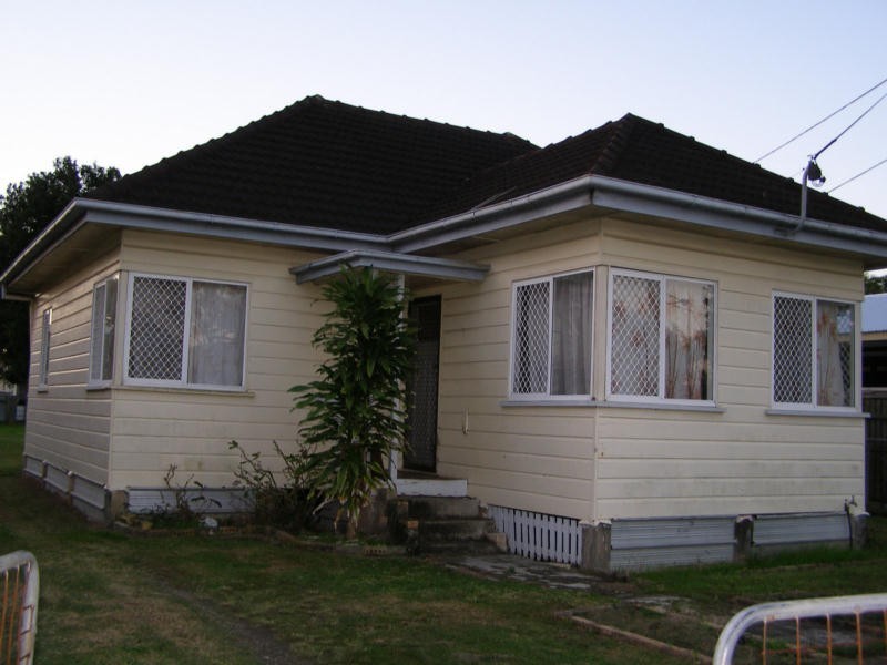 25 Biarra St, Deagon QLD 4017