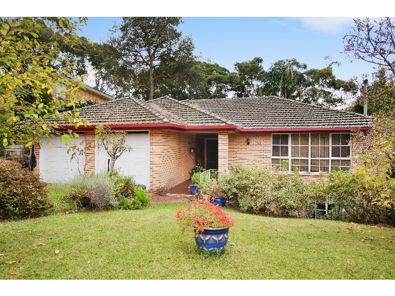 70 Greenhaven Drive, Pennant Hills NSW 2120