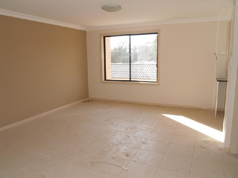 4 Metalla Road, Toongabbie NSW 2146