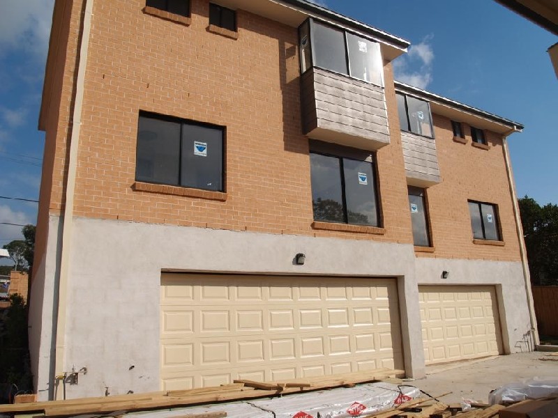 4 Metell Road, Toongabbie NSW 2146