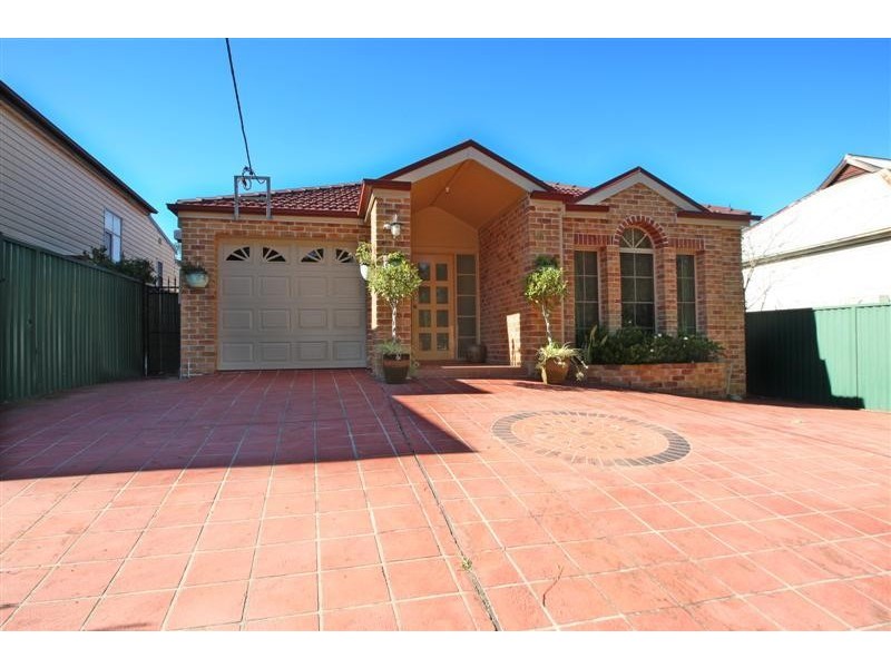 118 Coronation Parade, Enfield NSW 2136