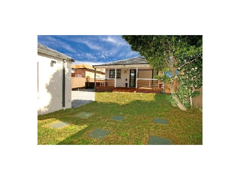 6 Beresford Avenue, Croydon Park NSW 2133