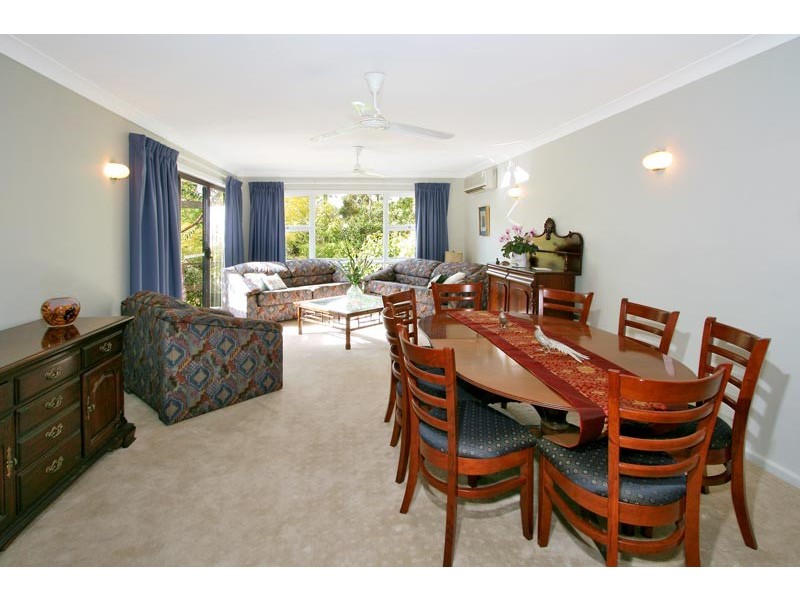 2 Somerset Avenue, Turramurra NSW 2074