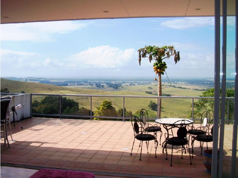 25 Pacific Highway, Knockrow NSW 2479