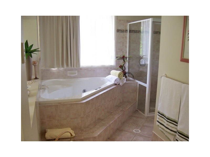 18 Ocean Breeze Drive, Lennox Head NSW 2478