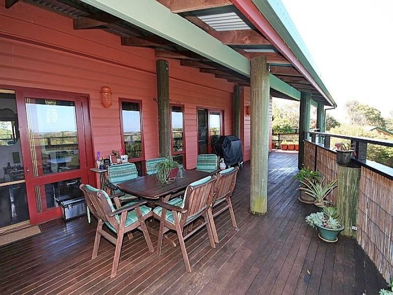 24 Hillcrest Drive, Tintenbar NSW 2478