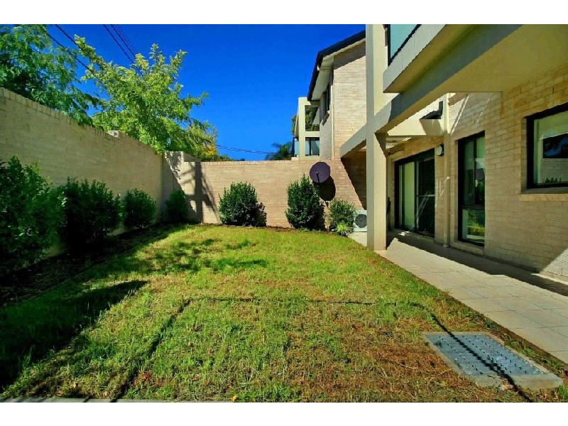 2a Lloyd Avenue, Yagoona NSW 2199