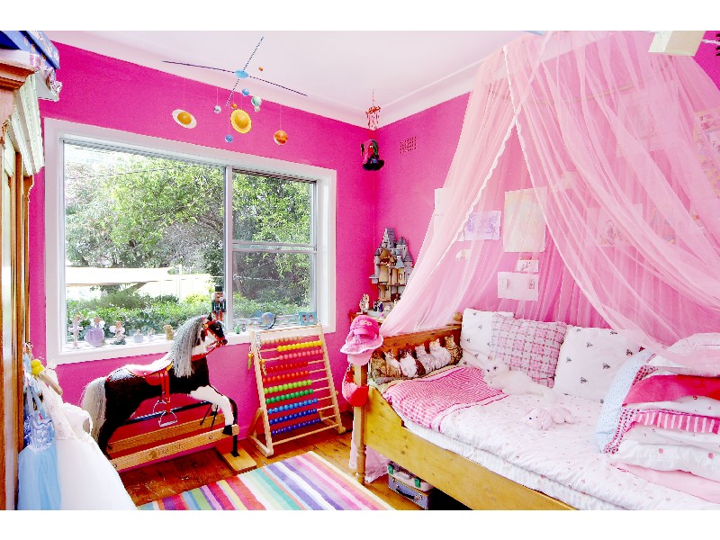 11 Cross Road, Burraneer NSW 2230