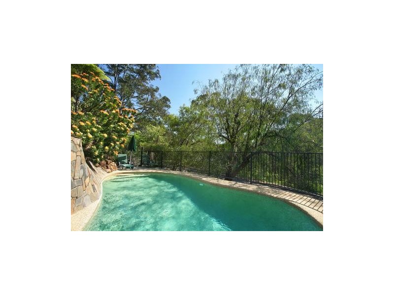 33 Van Buren Circuit, Bonnet Bay NSW 2226