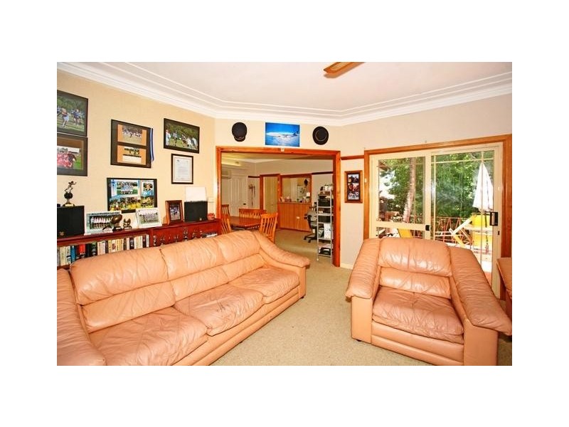 2 Parthenia Street, Dolans Bay NSW 2229