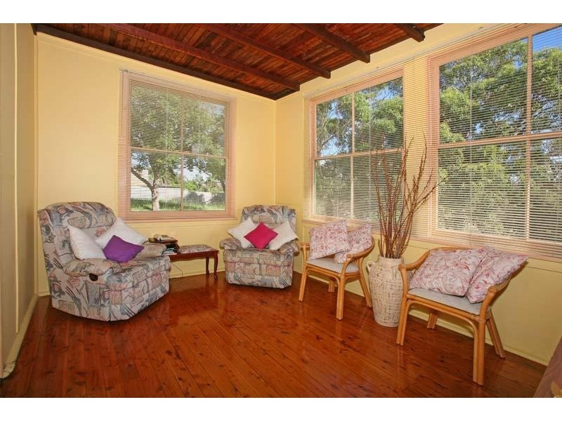 19 Easton Avenue, Sylvania NSW 2224