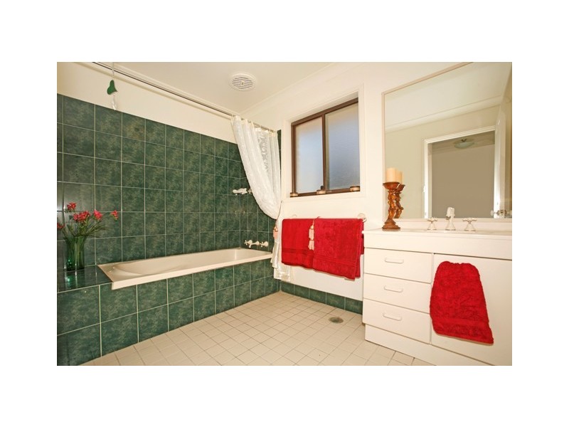 5 Bass Street, Dolans Bay NSW 2229