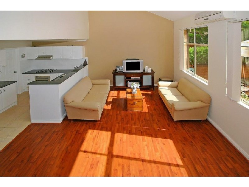 4/96-98 Yathong Road, Caringbah NSW 2229