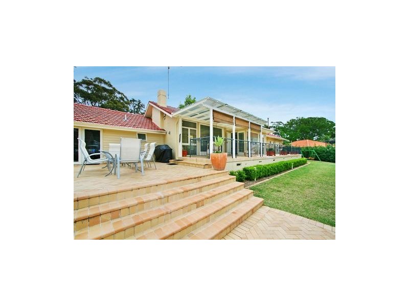 17 Lugarno Avenue, Burraneer NSW 2230