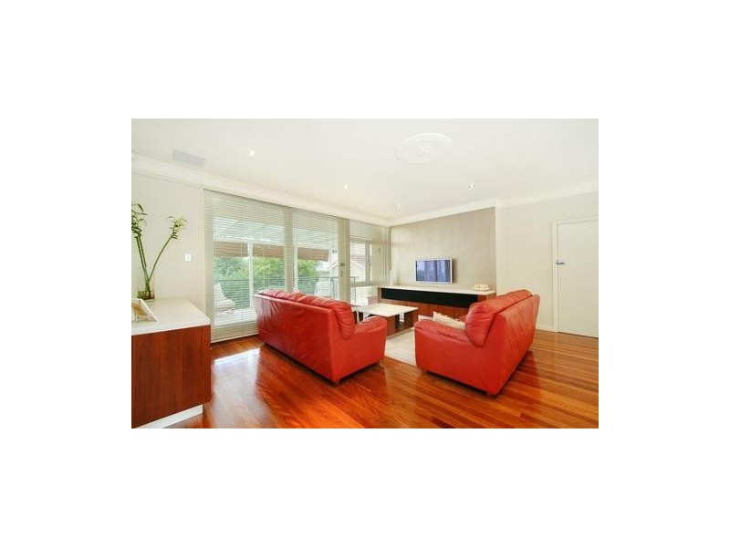 17 Lugarno Avenue, Burraneer NSW 2230