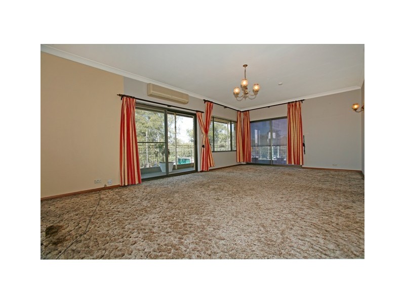 253 Henry Lawson Drive, Georges Hall NSW 2198