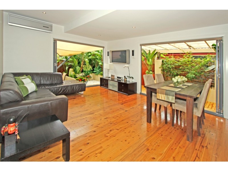 77 Pacific Street, Caringbah NSW 2229