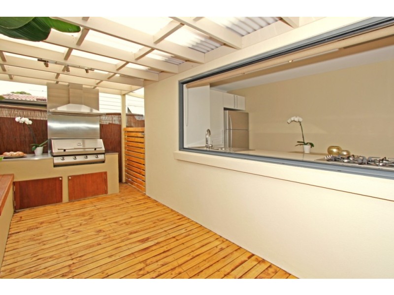 77 Pacific Street, Caringbah NSW 2229