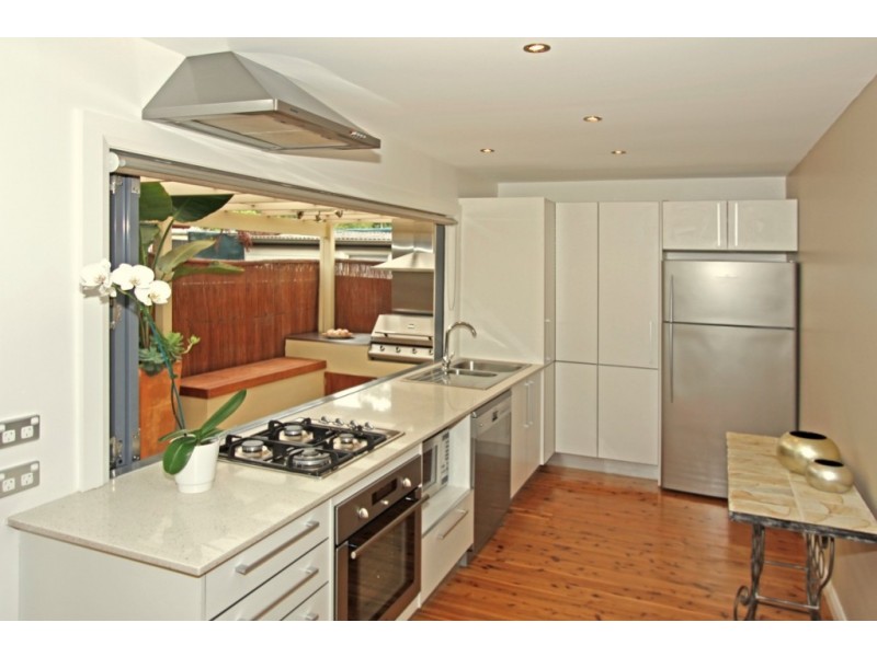 77 Pacific Street, Caringbah NSW 2229