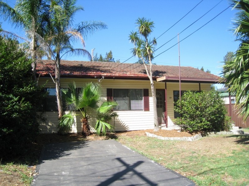 19 Murrami Avenue, Caringbah NSW 2229