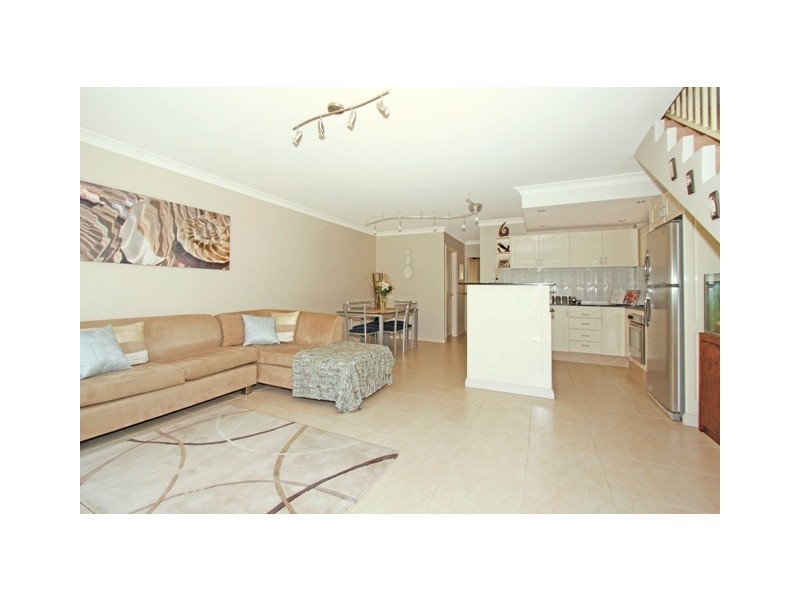 12/88 Yathong Road, Caringbah NSW 2229