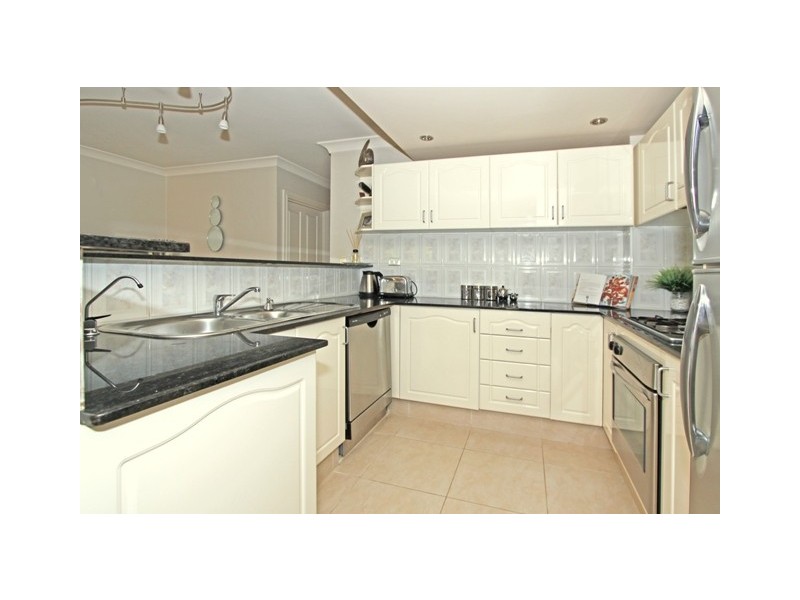 12/88 Yathong Road, Caringbah NSW 2229