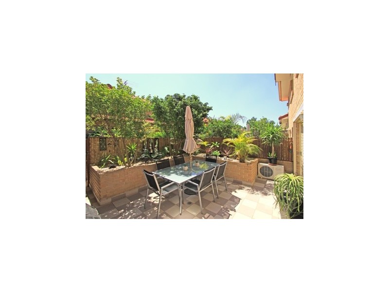 12/88 Yathong Road, Caringbah NSW 2229