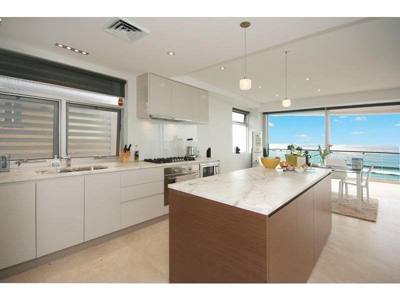 2/11 Prince Street, Cronulla NSW 2230