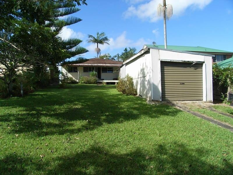 10 Newry St, Urunga NSW 2455