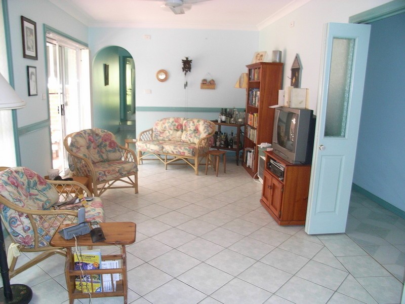 42 Wollumbin Drive, Urunga NSW 2455