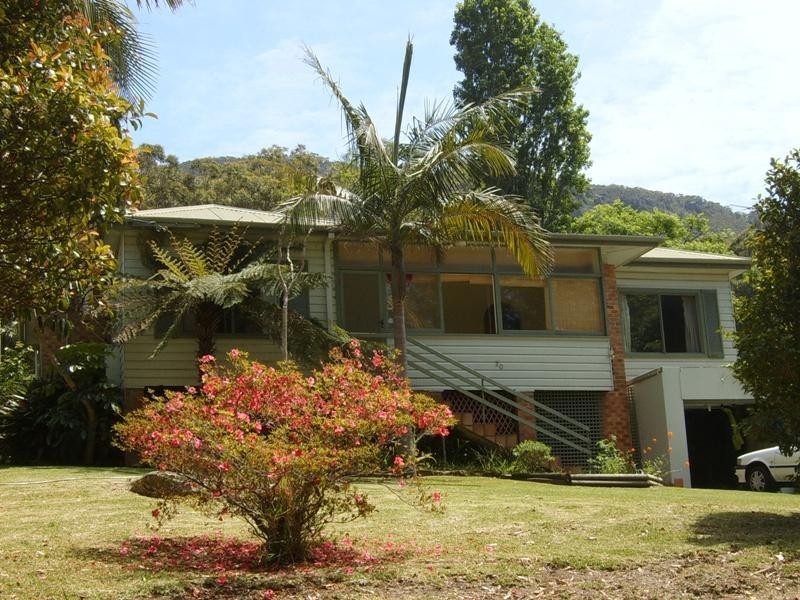 20 Railway Avenue, Austinmer NSW 2515