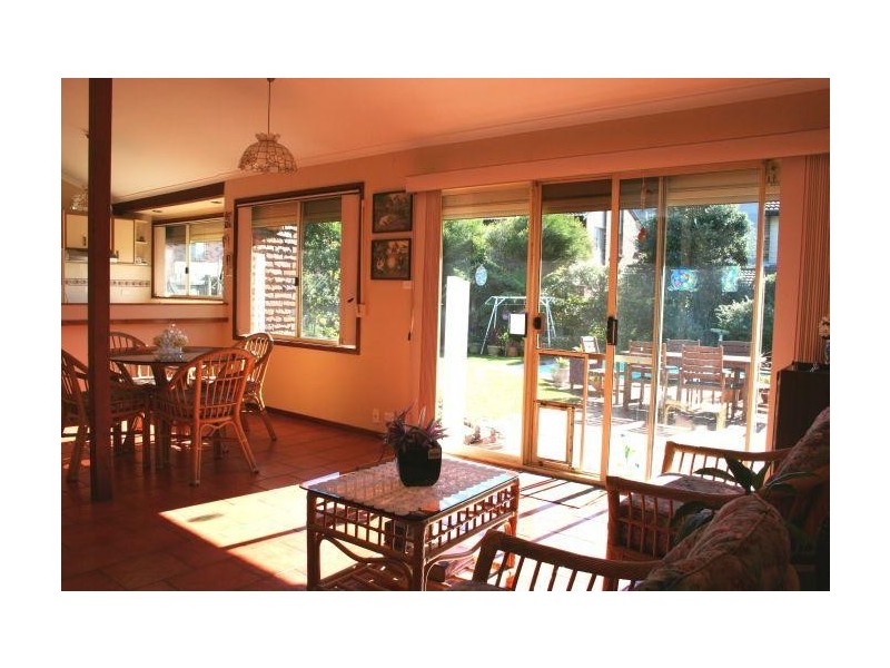 7 Newbold Close, Thirroul NSW 2515