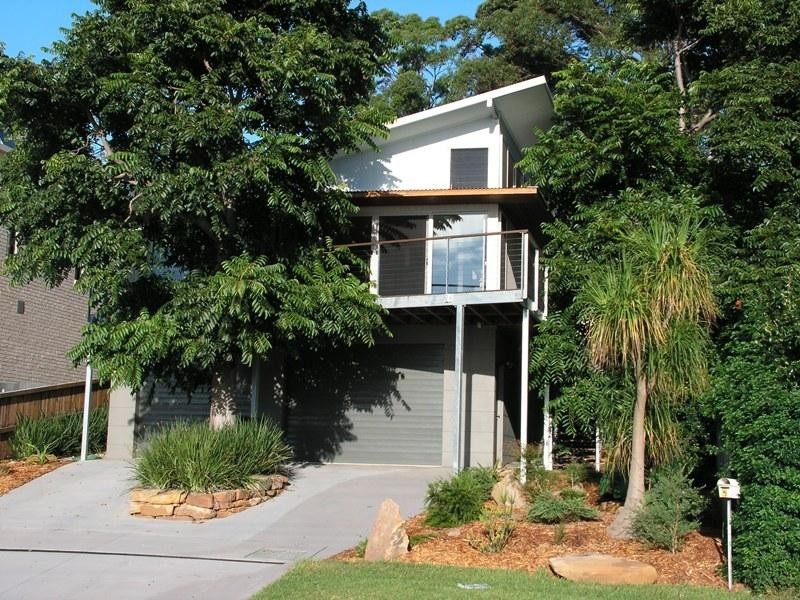 102 Phillip Street, Thirroul NSW 2515