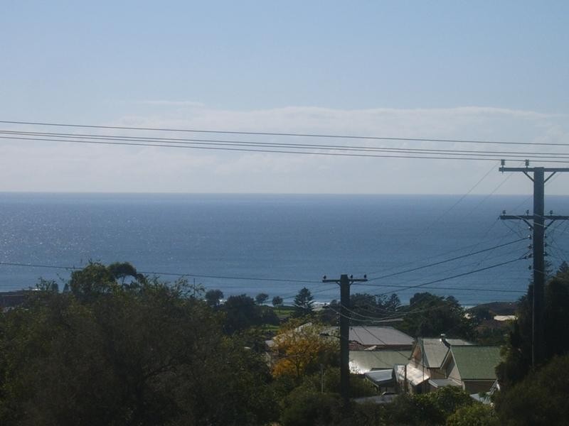 102 Phillip Street, Thirroul NSW 2515