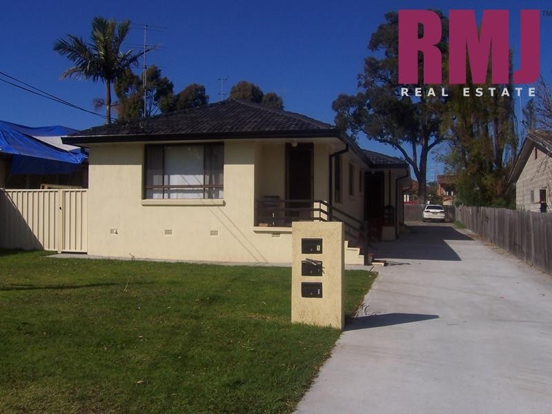 59 Barton Street, Oak Flats NSW 2529