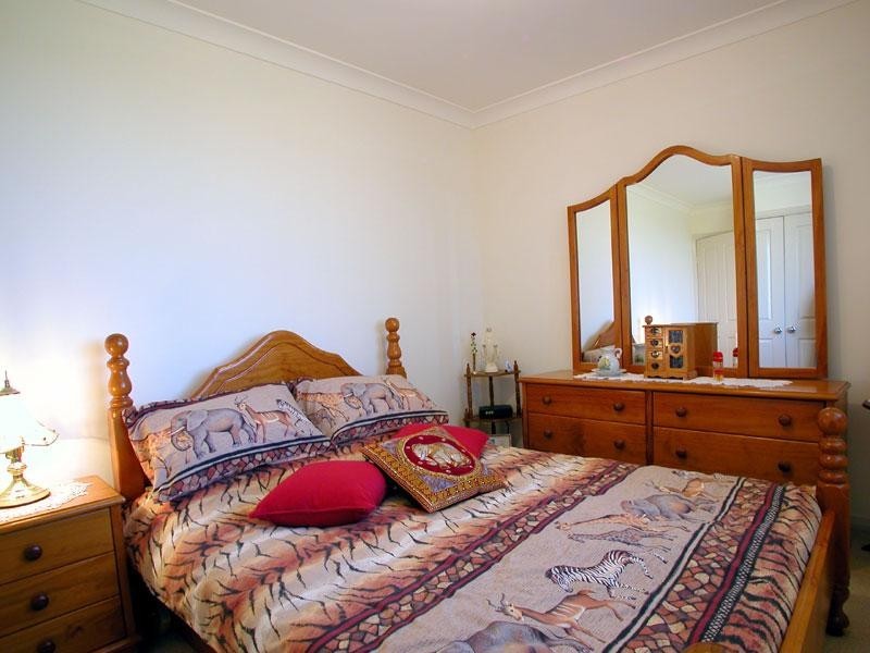 Hennessy Street, Flinders NSW 2529