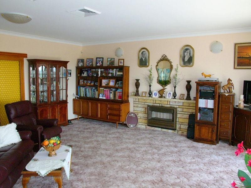 47 Porter Avenue, Mount Warrigal NSW 2528