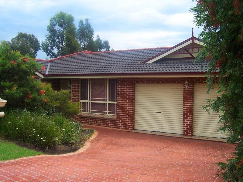 42 Scarborough Circuit, Albion Park NSW 2527