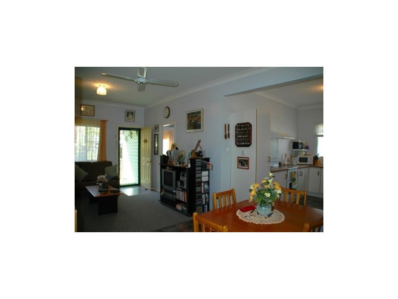 25 Boolambayt Street, Bulahdelah NSW 2423